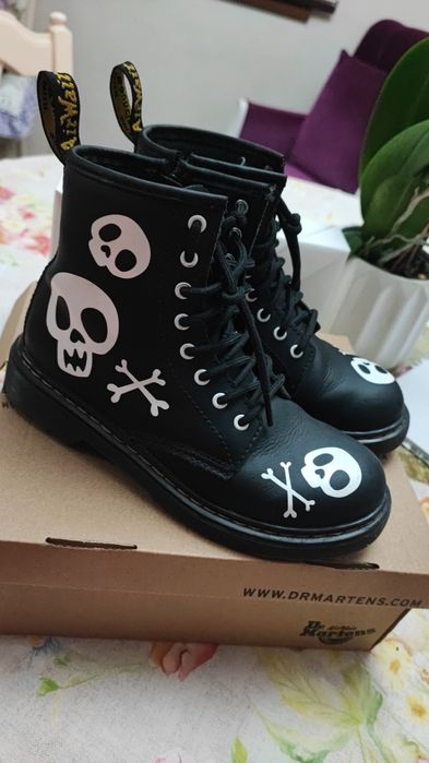 Bocanci Dr.Martens Nr 35