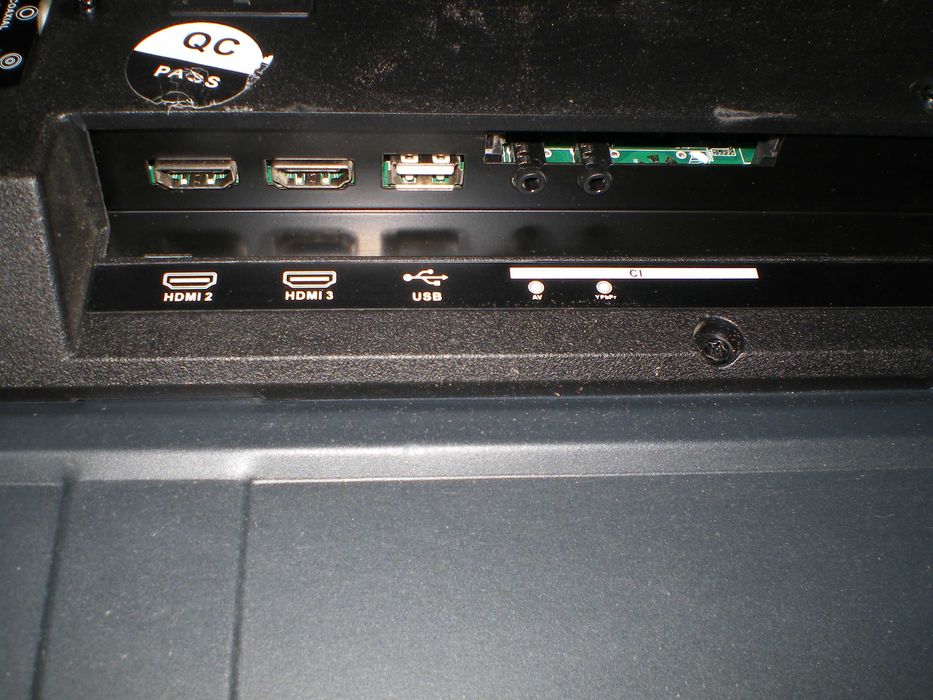 Телевизор SANG LE-32D7 за части