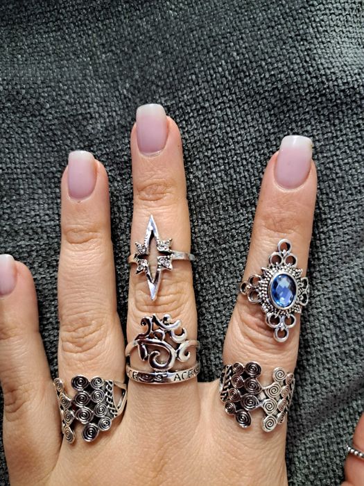 20 пръстена с различни размери