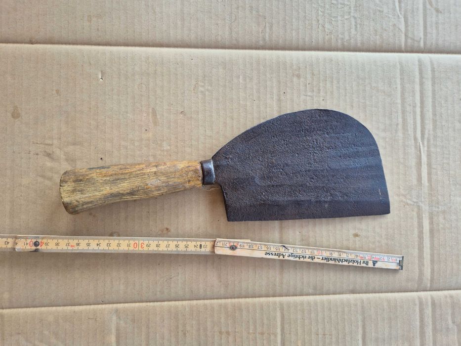 Стар голям, кован скандинавски сатър