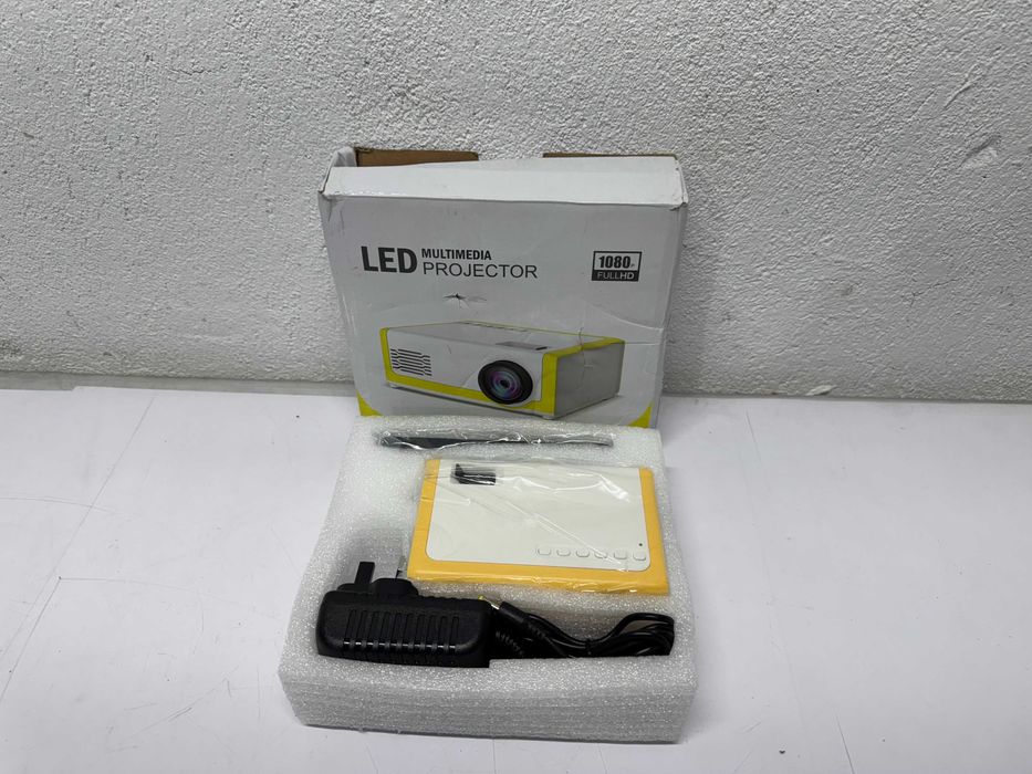 Проектор мини - LED/TFT/LCD/ 1920x1080