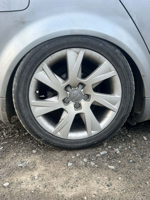 Vand jante r17 cu cauciuc de vara iarna pe ele