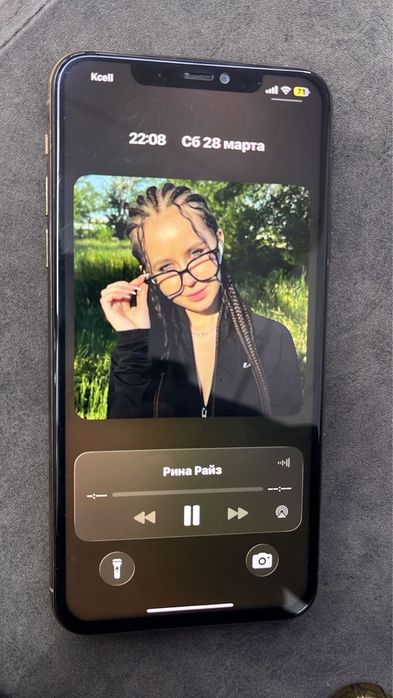 Айфон 11 про Макс 64г 75%