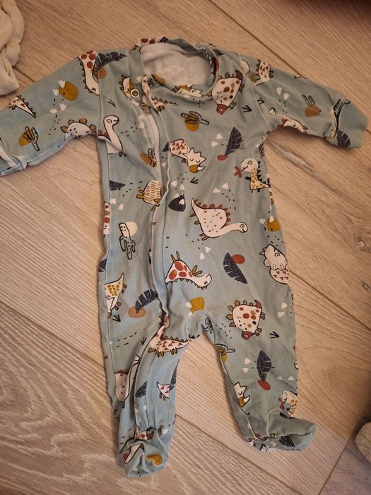 Лот момче 62 с различни марки, пижама AngelBaby