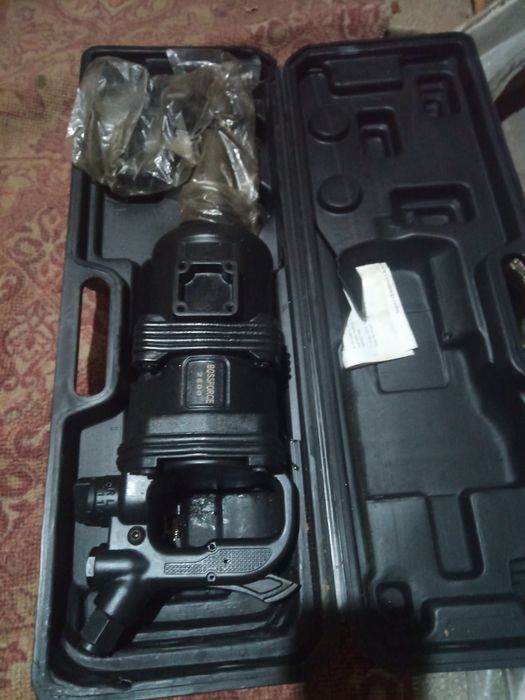 Гайковерт пневмо болоный