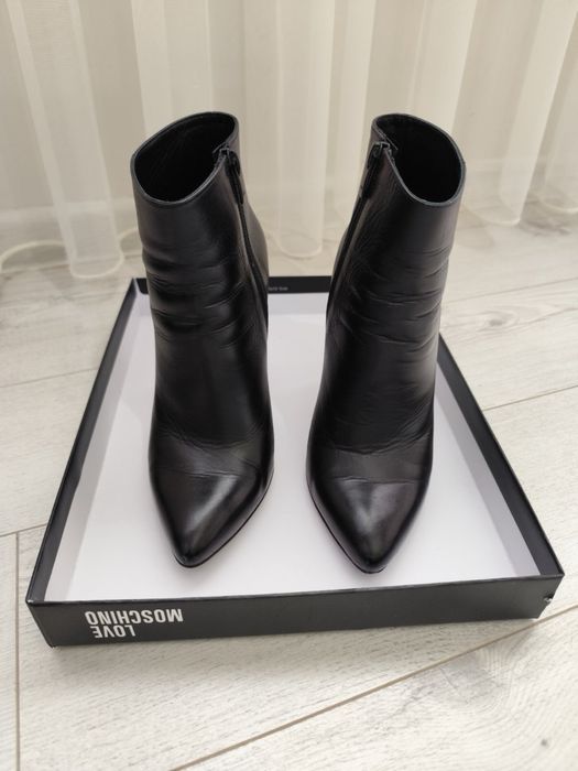 Боти на висок ток от естествена кожа 38 номер