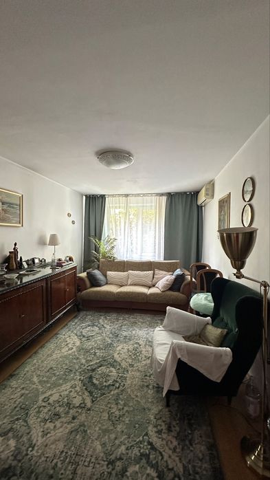 Vand apartament 3 camere Berceni