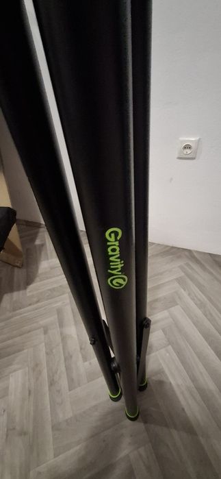 Стойка за осветление T-par Gravity