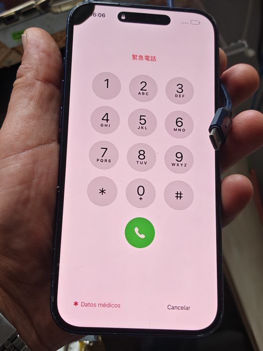 Display iPhone 17 pro max original perfect funcțional cu pata