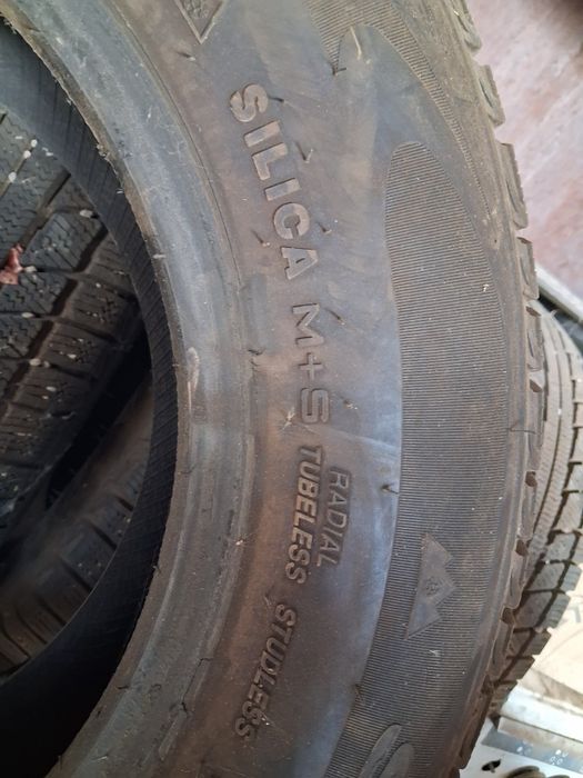 Шины продам 4 комплекта Triangle