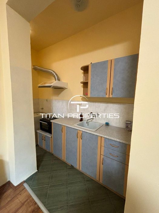 Дава се под наем Двустаен апартамент в Бургас, Център - 55 кв.м за 398.82 € - Снимка #4