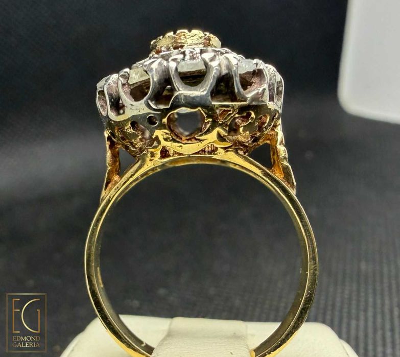 Inel din aur și argint, decorat cu safir și diamante, sf. sec. XIX