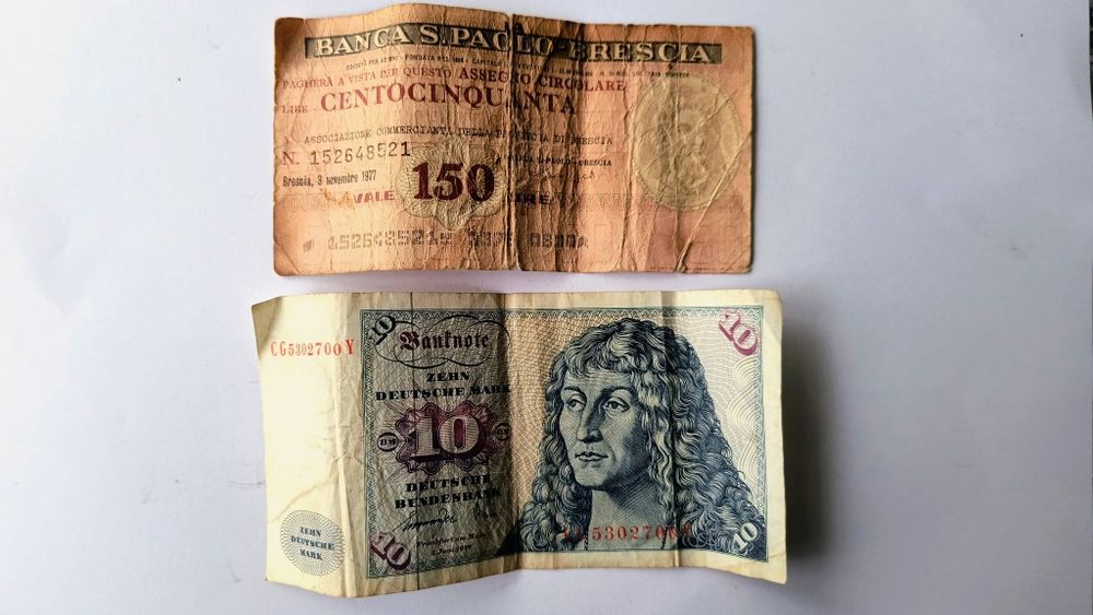 Bancnote și monede