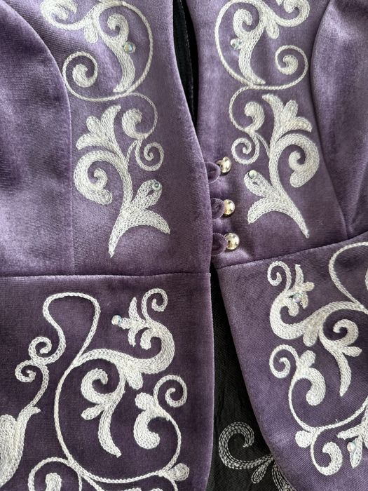 Национальная жилетка