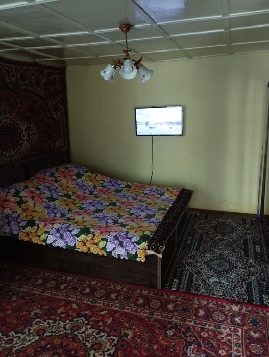 Продам свой участок 2.7 соток возле кинотеатра Гунча