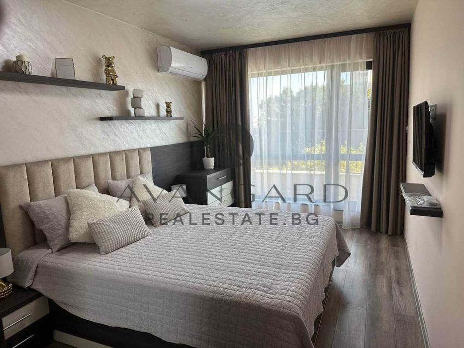 Продава се Двустаен апартамент в Пловдив, Център - 63 кв.м за 2445 €/кв.м - Снимка #4