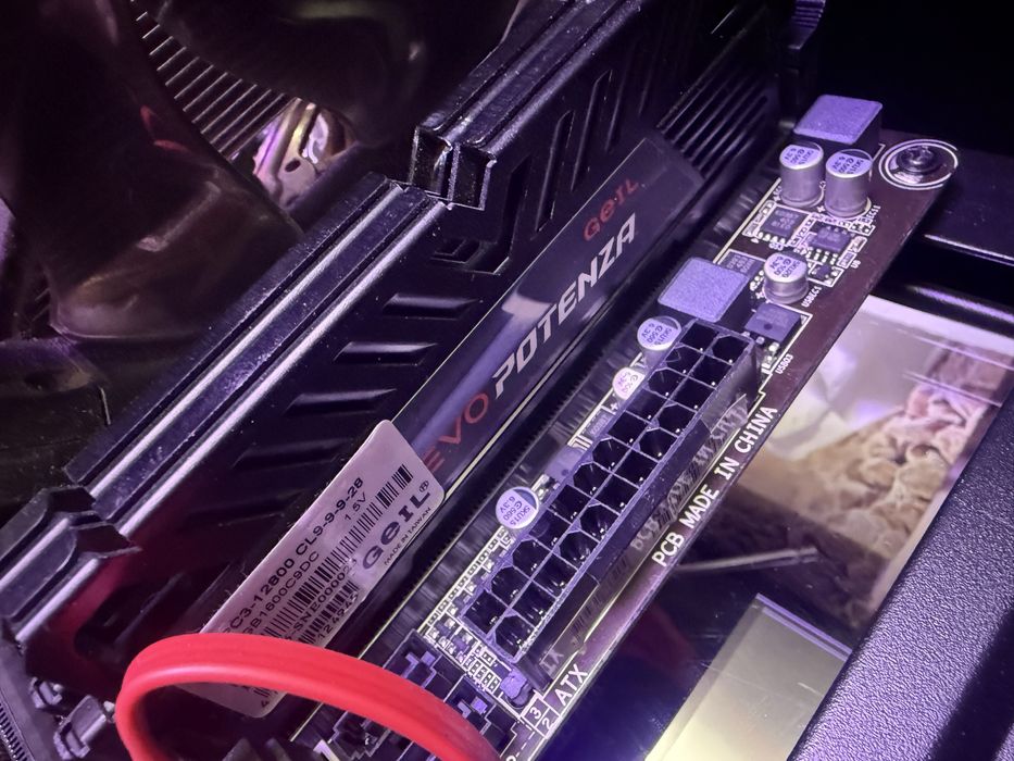 Дъно h81m ram 8gb процесор xeon 1230v3