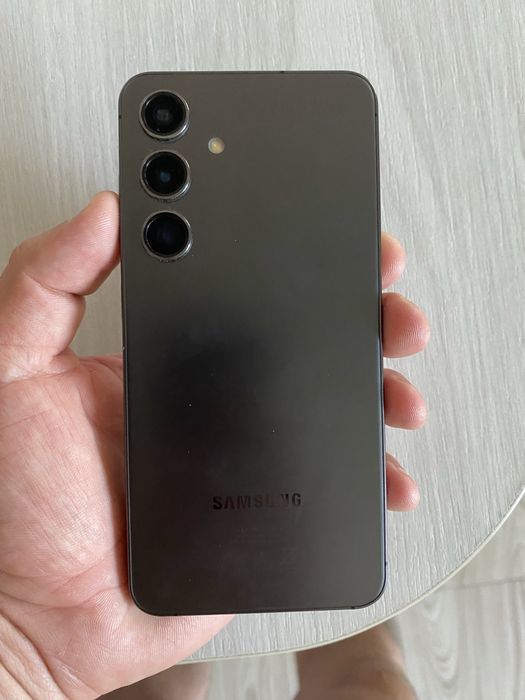 Samsung s24 simplu impecabil