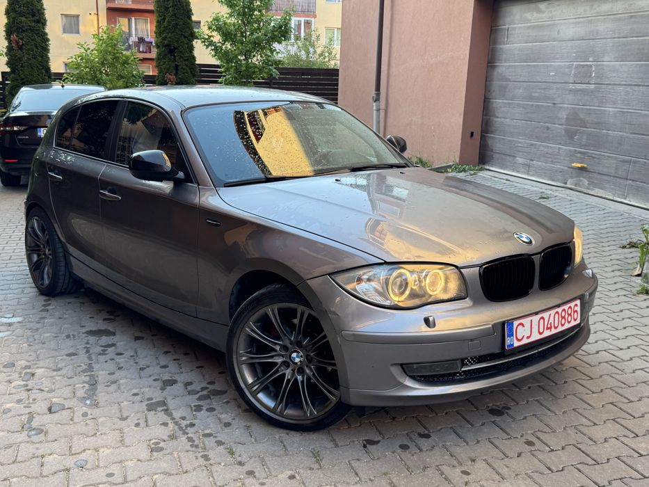 BMW Seria 1 2.0D Automata E87 2010 LCI Euro5 Distributie parbriz nou