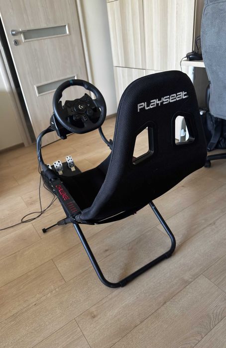 Volan Logitech G923 TRUEFORCE Playstation/PC + Playseat Challenge ActFit