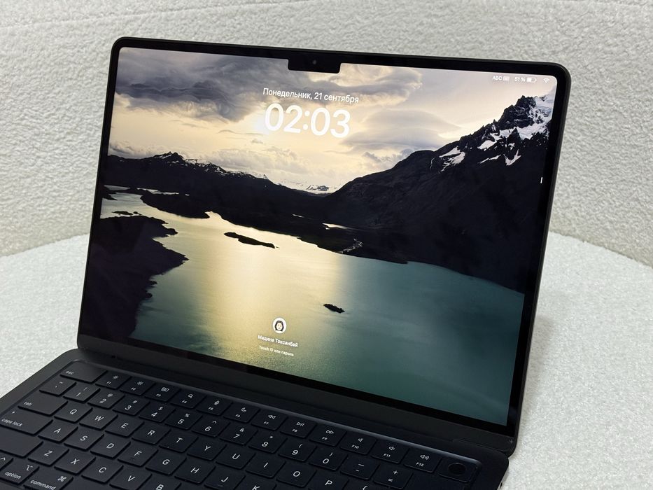 Macbook air M2 2022