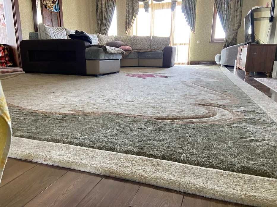 Ковер большой для дома