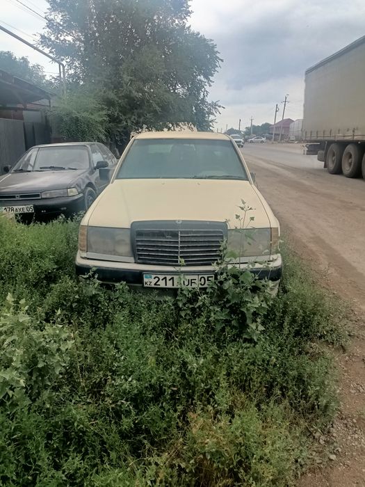Мерседес 124 2 объем автомат