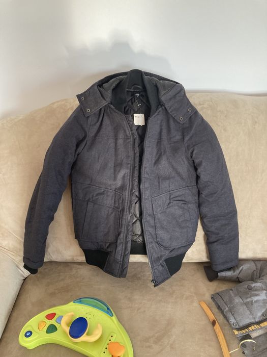 Geaca de stofa cu gluga marime S, noua cu eticheta