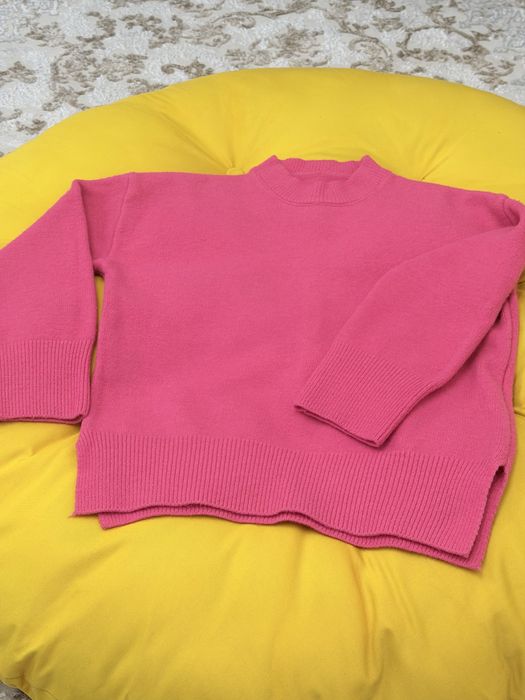 Женский свитер……