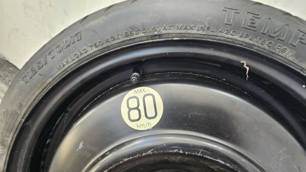 Резервна гума патерица за Тойота 100-54.1