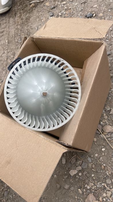 Продам вентелятор печки
