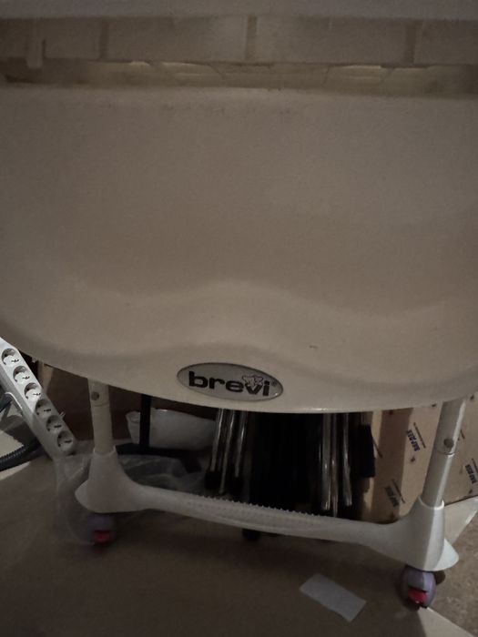 Brevi B Fun стульчик для кормления