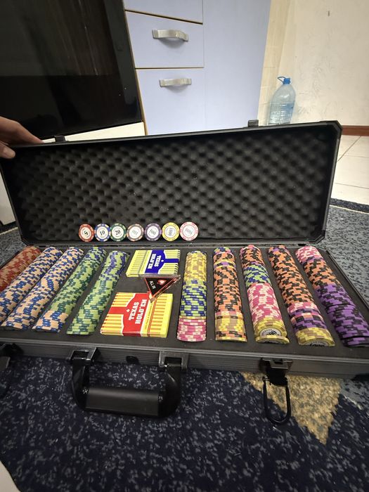 Покерный набор для компаний