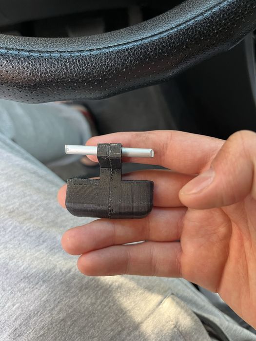 защелка,язычок от бардочка Hyundai Accent,Solaris