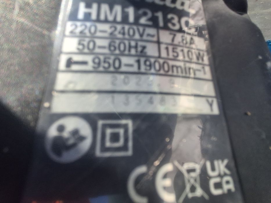 Rotopecutor makita HM1213C .