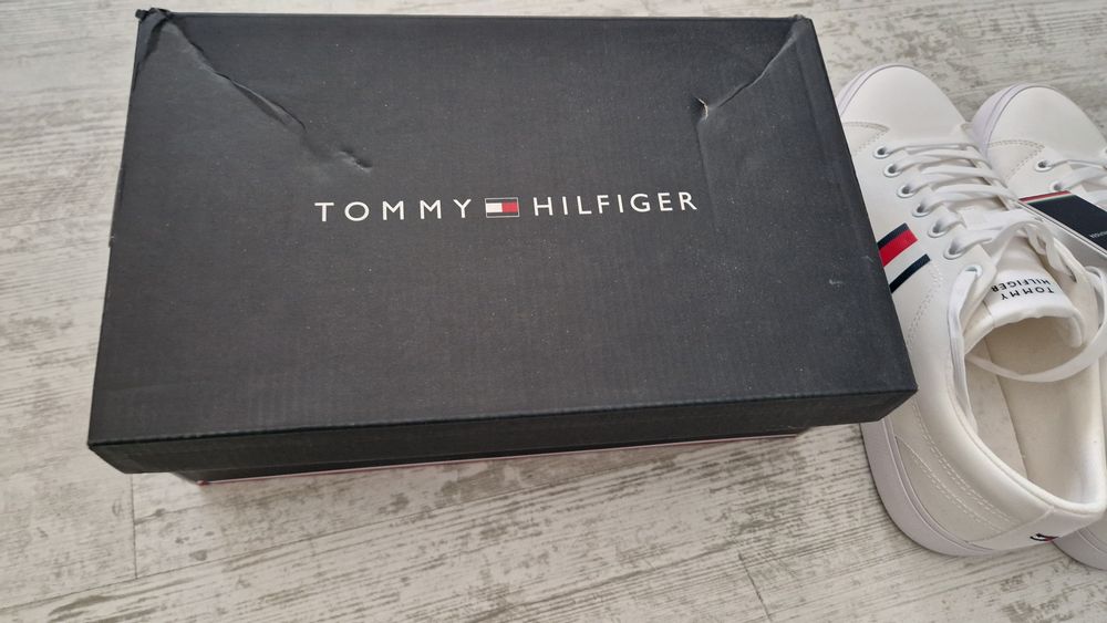 Tommy Hilfiger спортни обувки