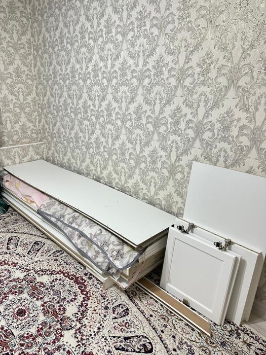 4 дверной ШКАФ в отличном состоянии