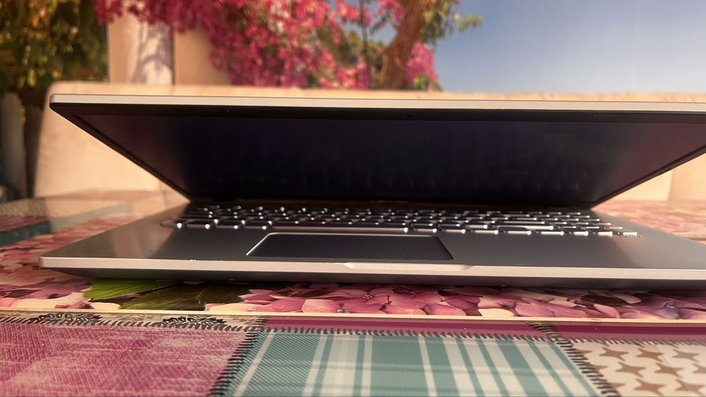 ASUS M509DA / Ryzen 5 / 256GB SSD / 8GB RAM / Vega 8 / Windows 11 Pro