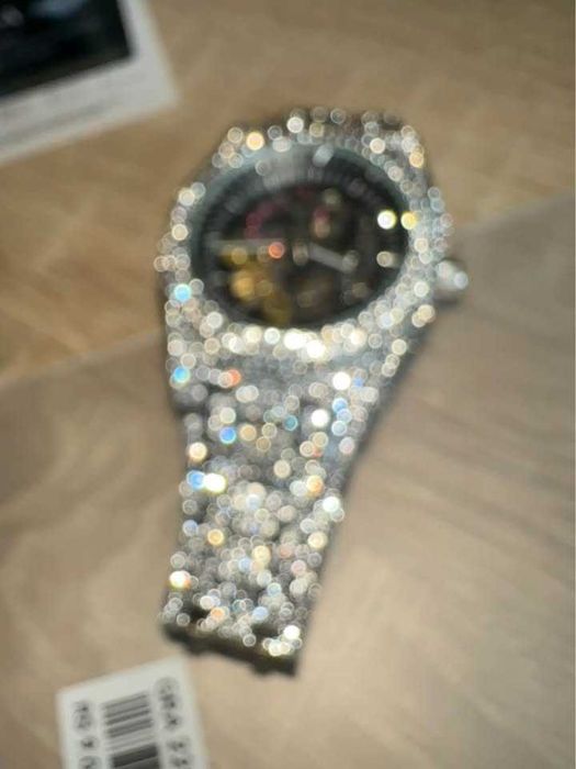 Диамантен Автоматичен Скелетон Часовник със Сертификат