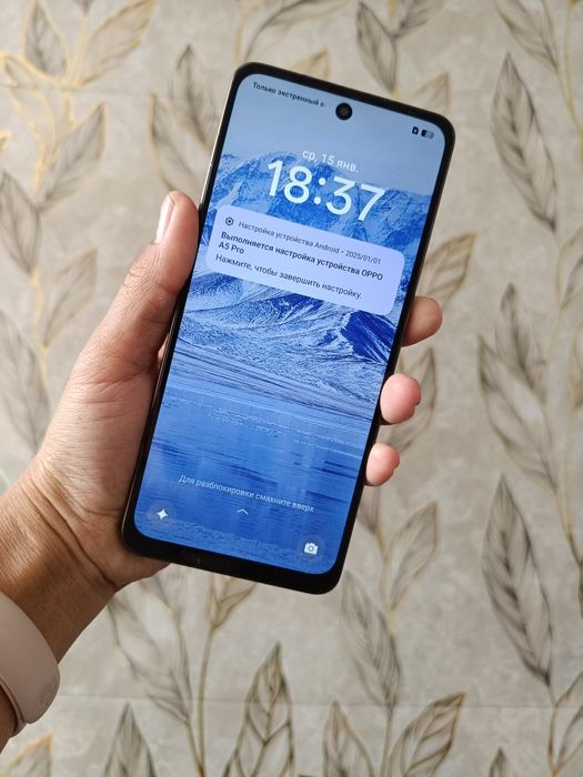 Продается телефон