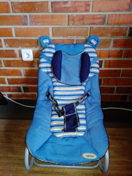 Шезлонг-люлка мече