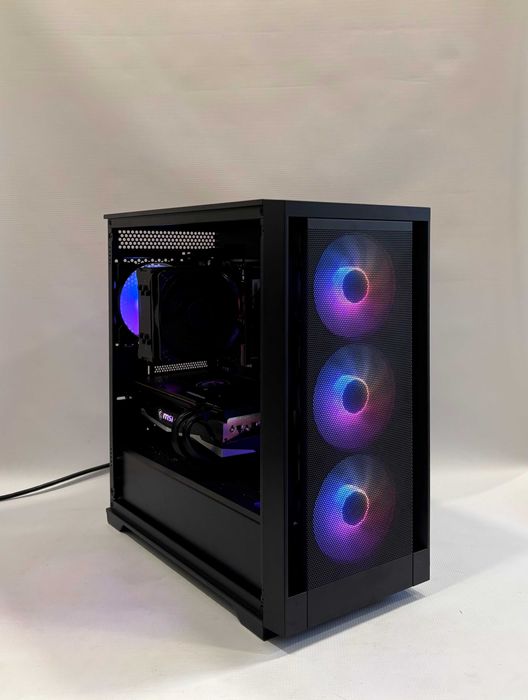 Геймърски компютър Intel Core i7 10700, RX 6700 XT 12GB, 16GB ram