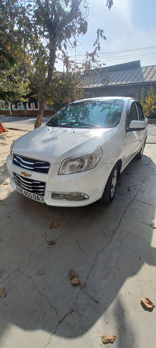 Nexia3 mexanika sotiladi