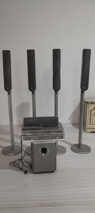 LG домашние кинотеатр сотилади