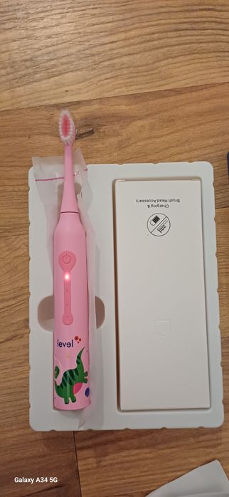 Periuță de dinti electrica pentru copii cu 6 capete