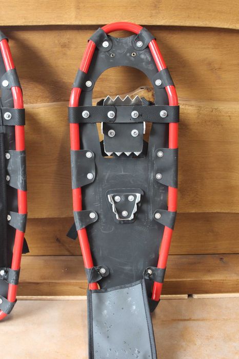 Rachete de zapada Adventuridge