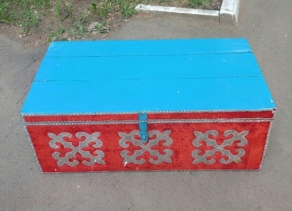 Продам сундук ручной работы