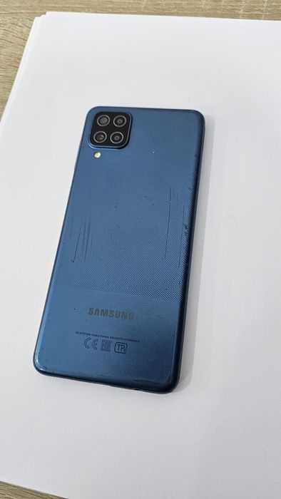 Samsung a12 telefon