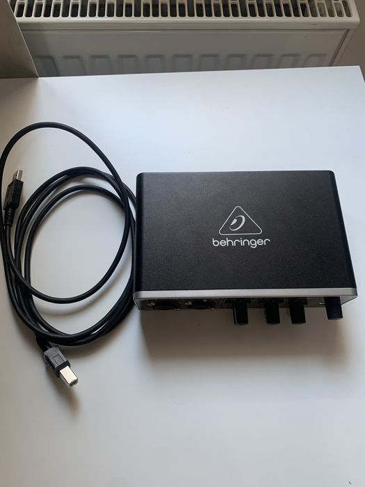 Interfata audio Behringer UMC202HD