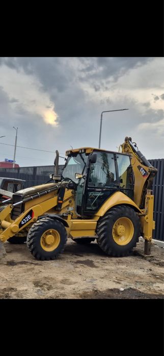 Аренда экскаватора-погрузчика